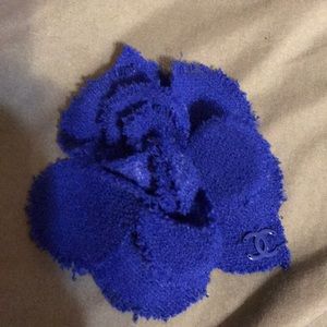 100% authentic Chanel Camilla tweed pin brooch